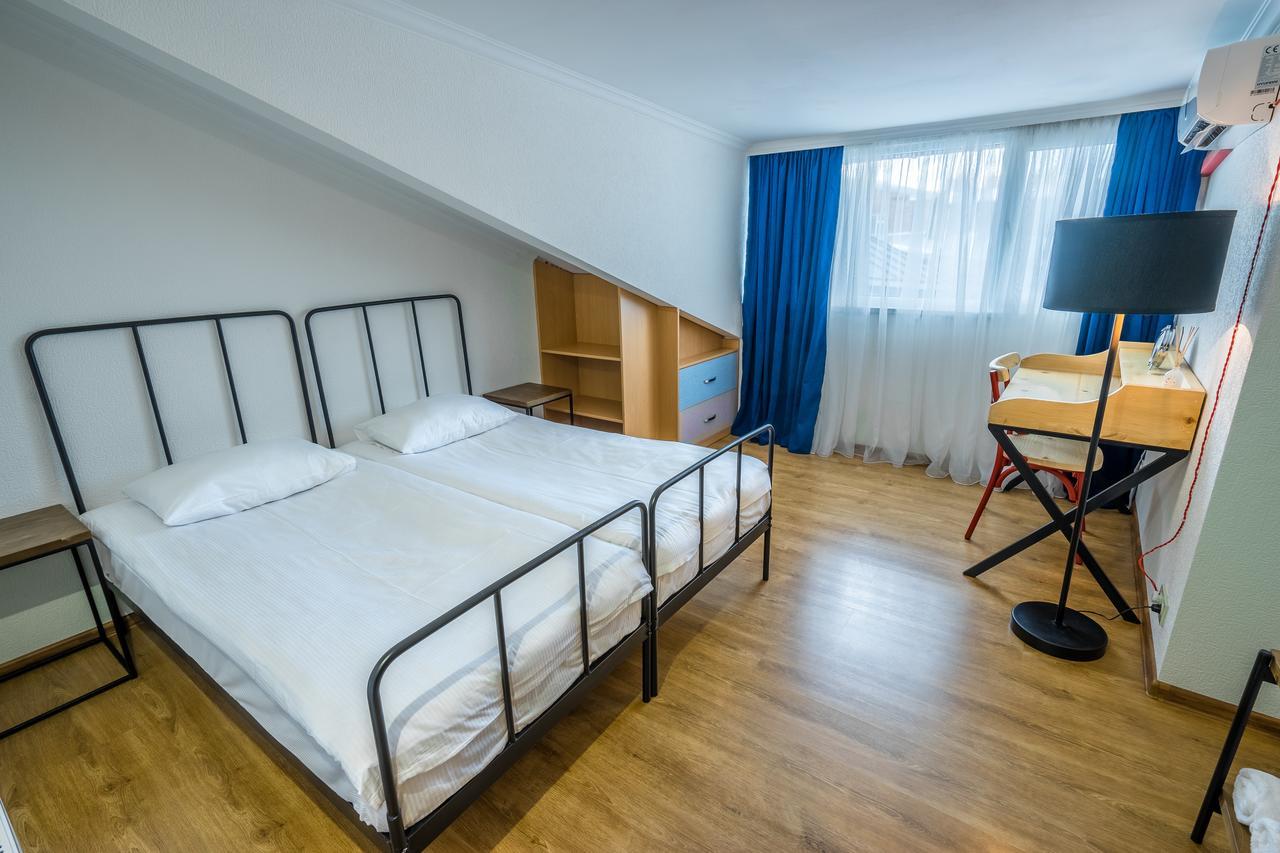 Brotseuli Hotel Tbiliszi Kültér fotó